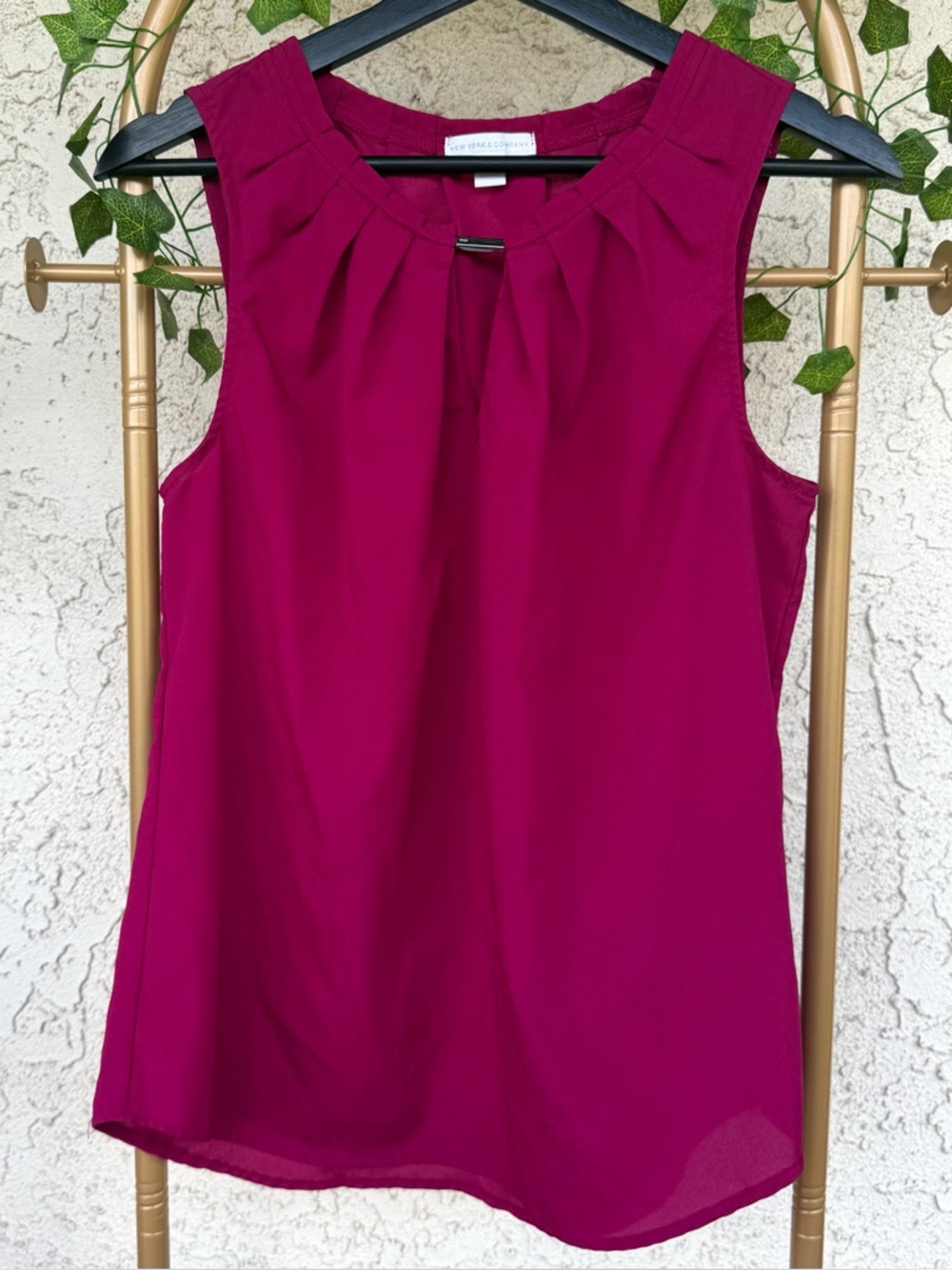 New York & Company Sleeveless Pleated Neck Camisole - Berry Pink
